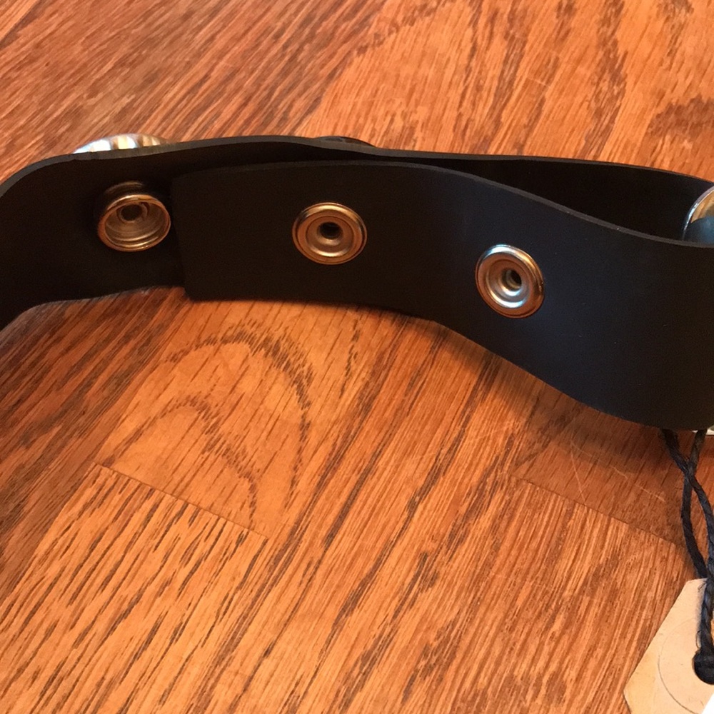 Rubber “Canton” Belt by LittleEarth - Picture 3 of 4